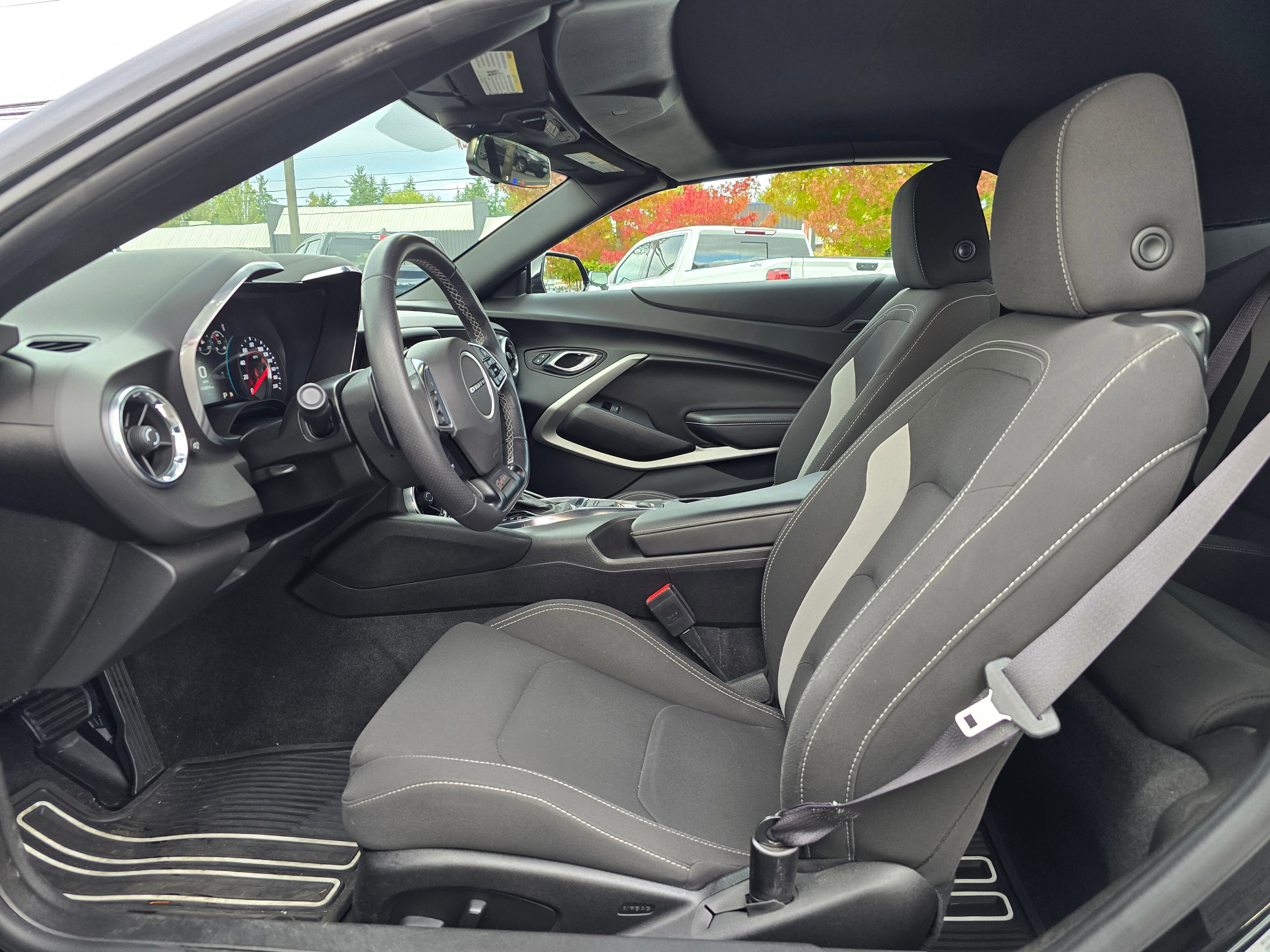 Used 2017 Chevrolet Camaro SS image 17