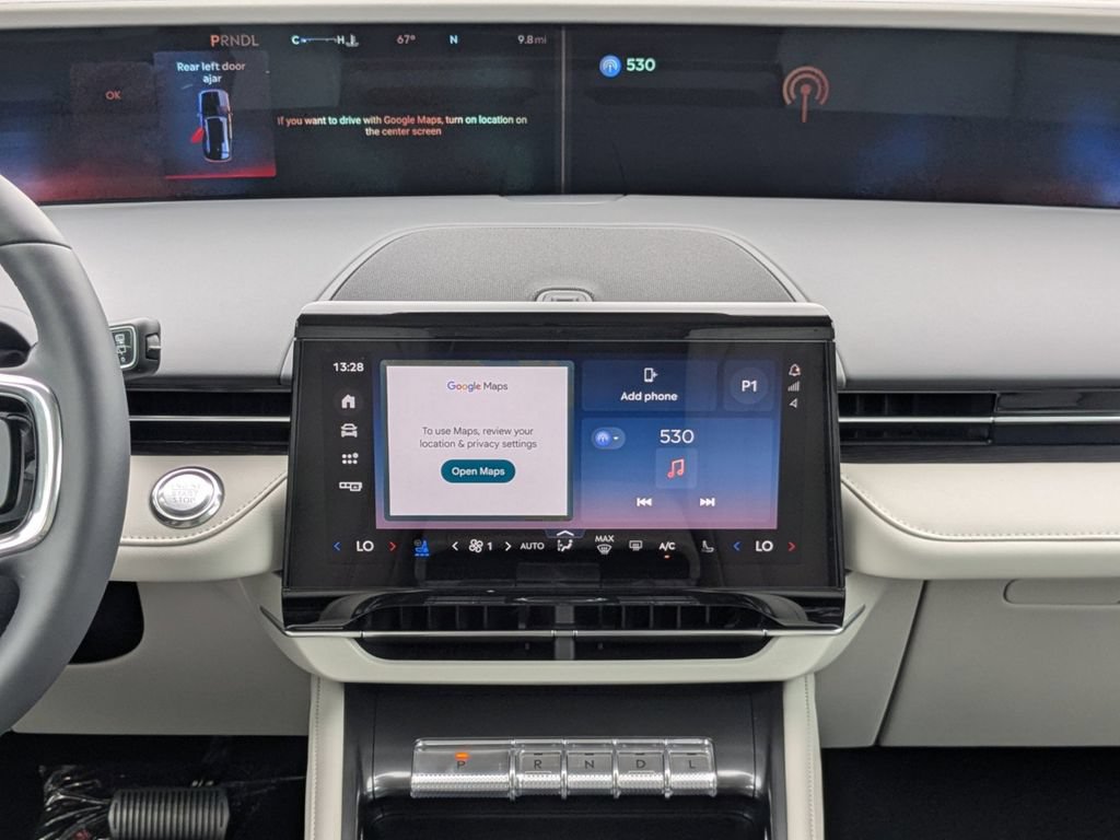 New 2026 Lincoln Nautilus Reserve AWD/4WD image 18