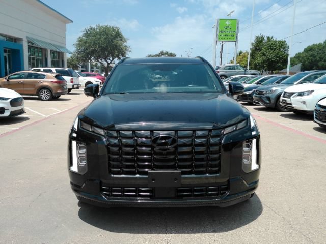 Used 2024 Hyundai Palisade Calligraphy AWD/4WD image 2