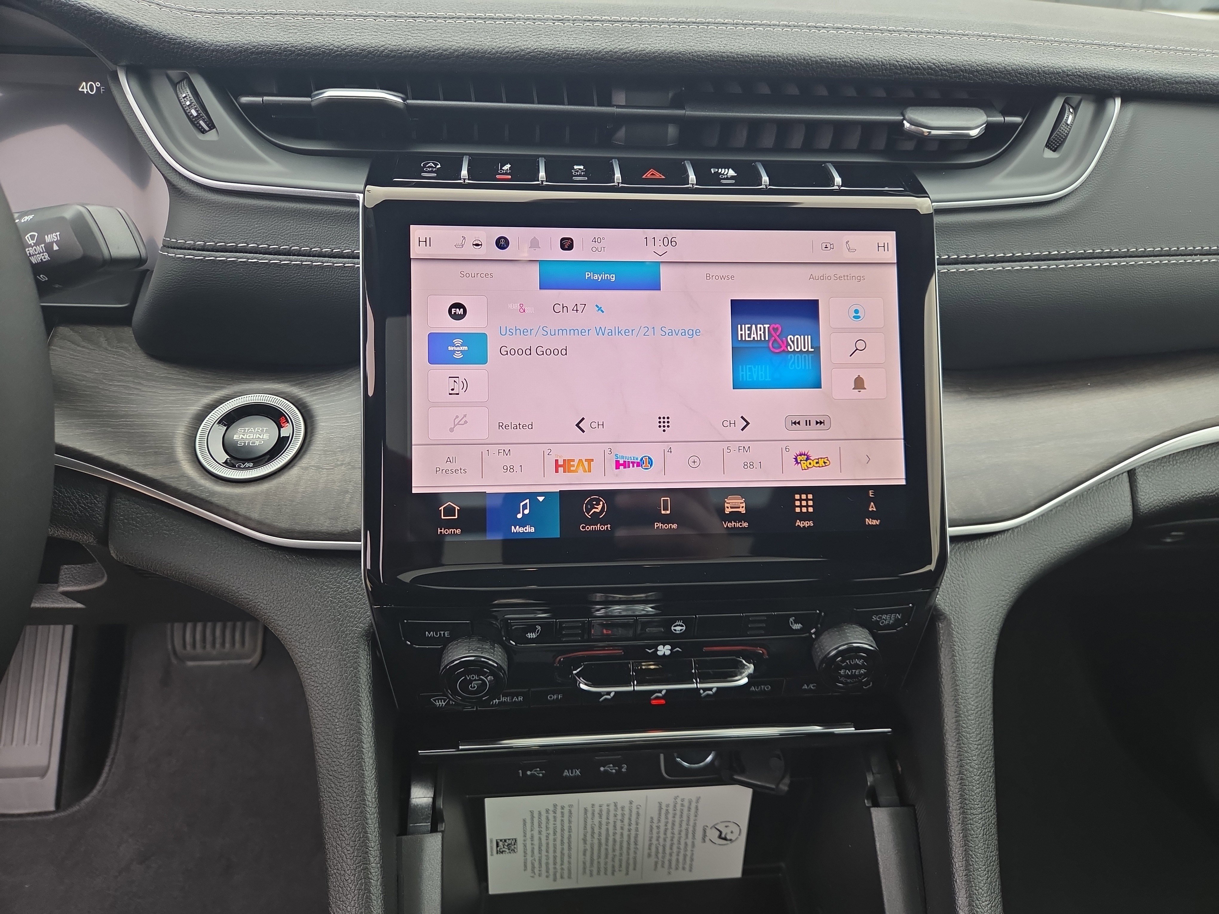 New 2025 Jeep Grand Cherokee L Limited w/ Trailer Tow Package image 12