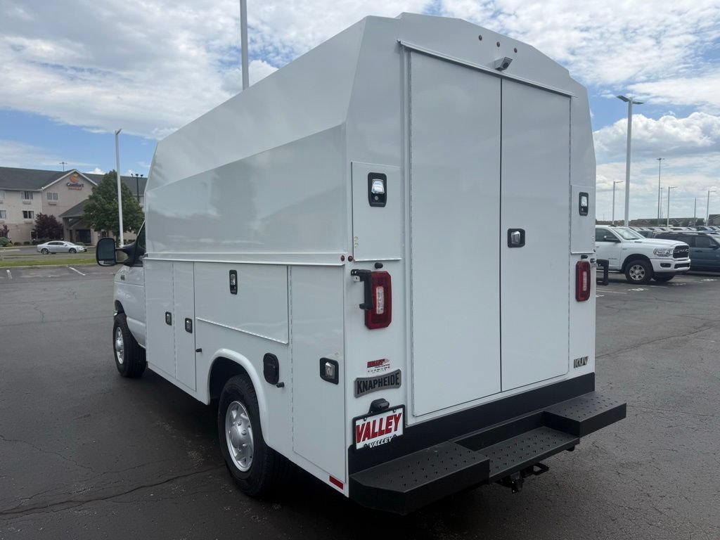 New 2026 Ford E-350 and Econoline 350 Super Duty w/ Power Equipment Group RWD image 5