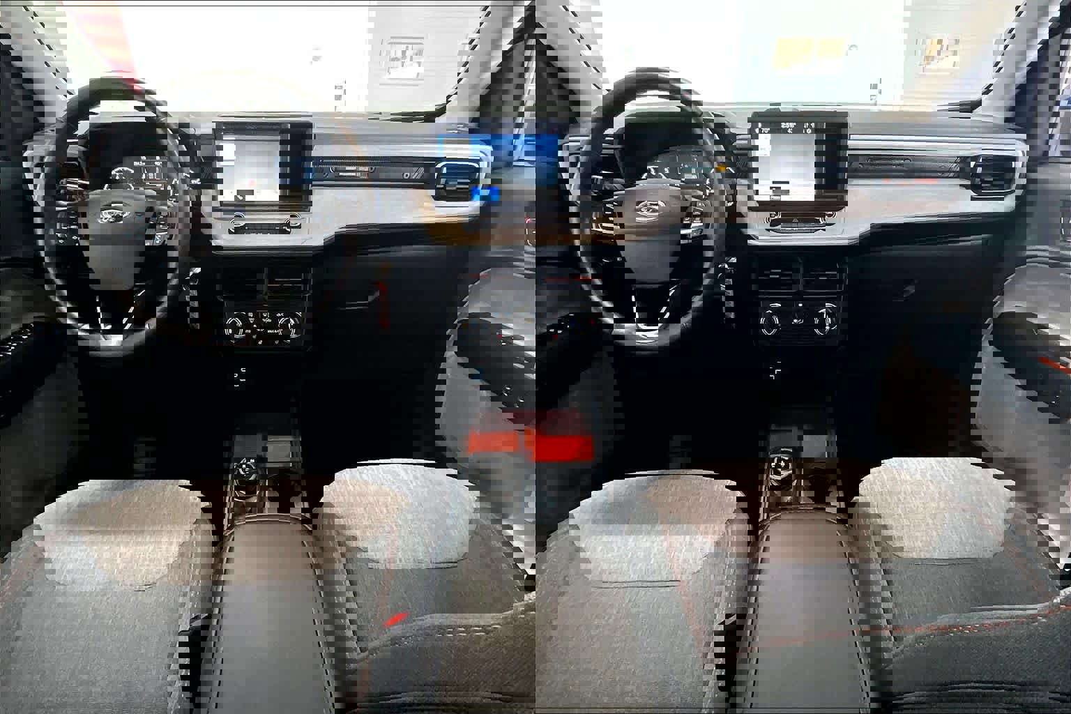 Used 2023 Ford Maverick XLT w/ Equipment Group 300A Standard image 9