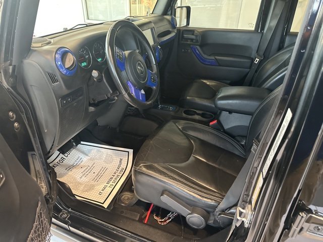 Used 2016 Jeep Wrangler Unlimited Rubicon w/ Dual Top Group image 8