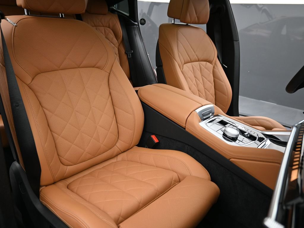 Used 2026 BMW X6 M60i image 22