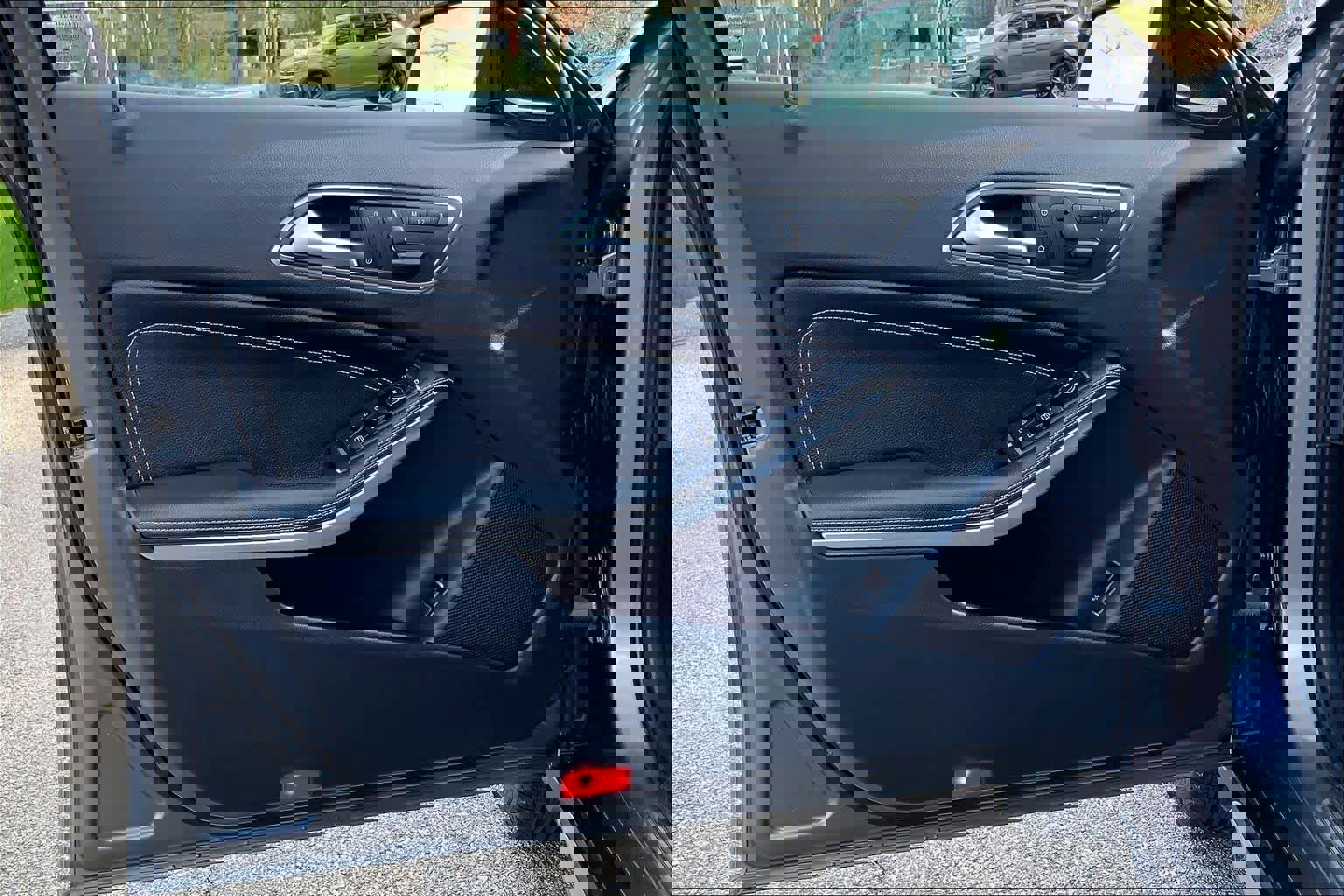 Used 2015 Mercedes-Benz GLA 250 4MATIC image 20