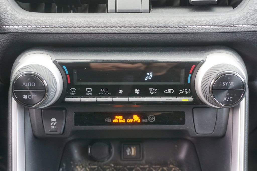 Used 2023 Toyota RAV4 XLE image 11