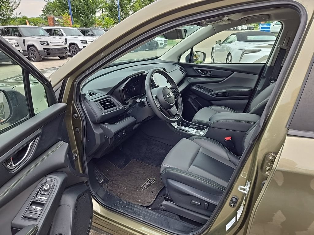 Used 2023 Subaru Ascent Onyx Edition AWD/4WD image 16