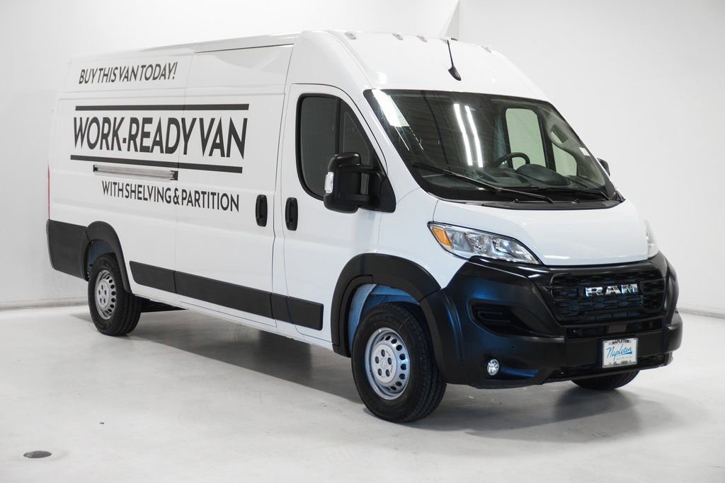 Used 2024 RAM ProMaster 3500 w/ Premium Convenience Group image 4