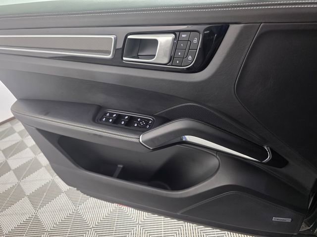 Certified 2023 Porsche Cayenne Turbo image 30