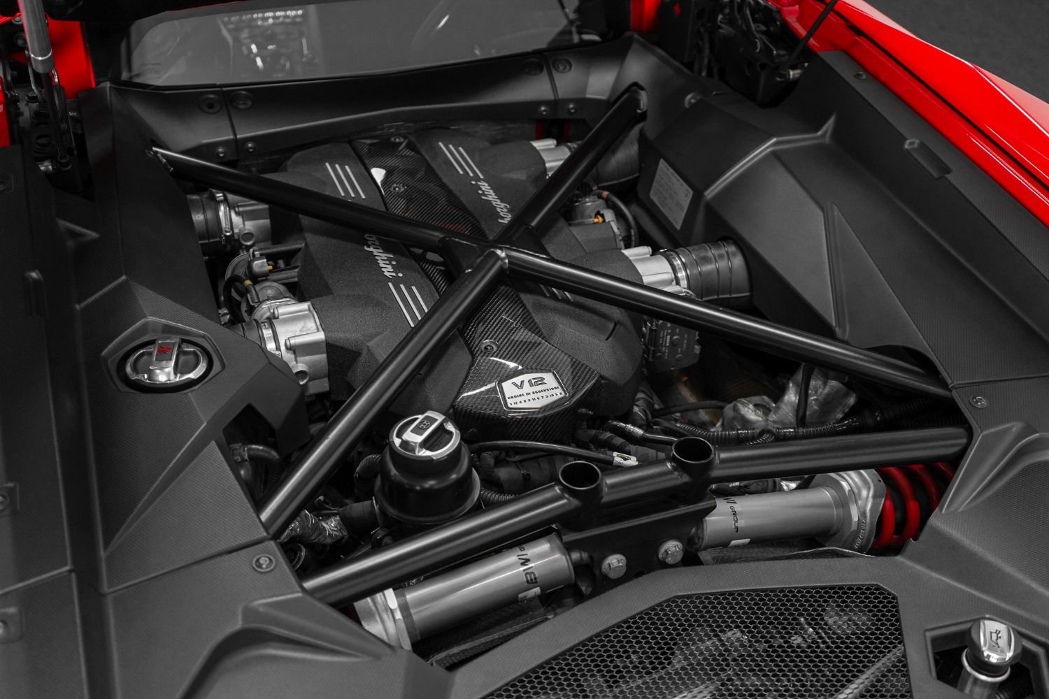 Used 2018 Lamborghini Aventador S image 49