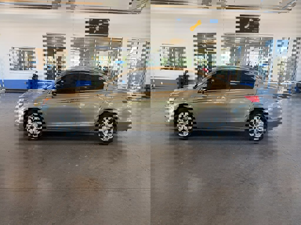 Used 2008 Honda Accord EX-L image 2