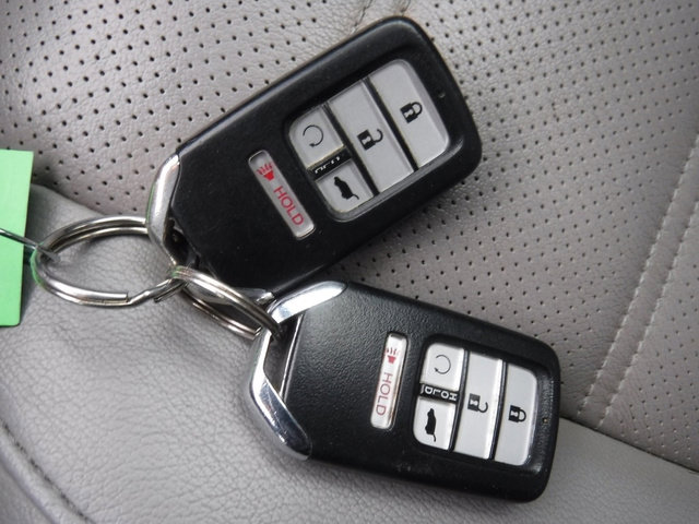 Used 2017 Honda CR-V EX-L image 39