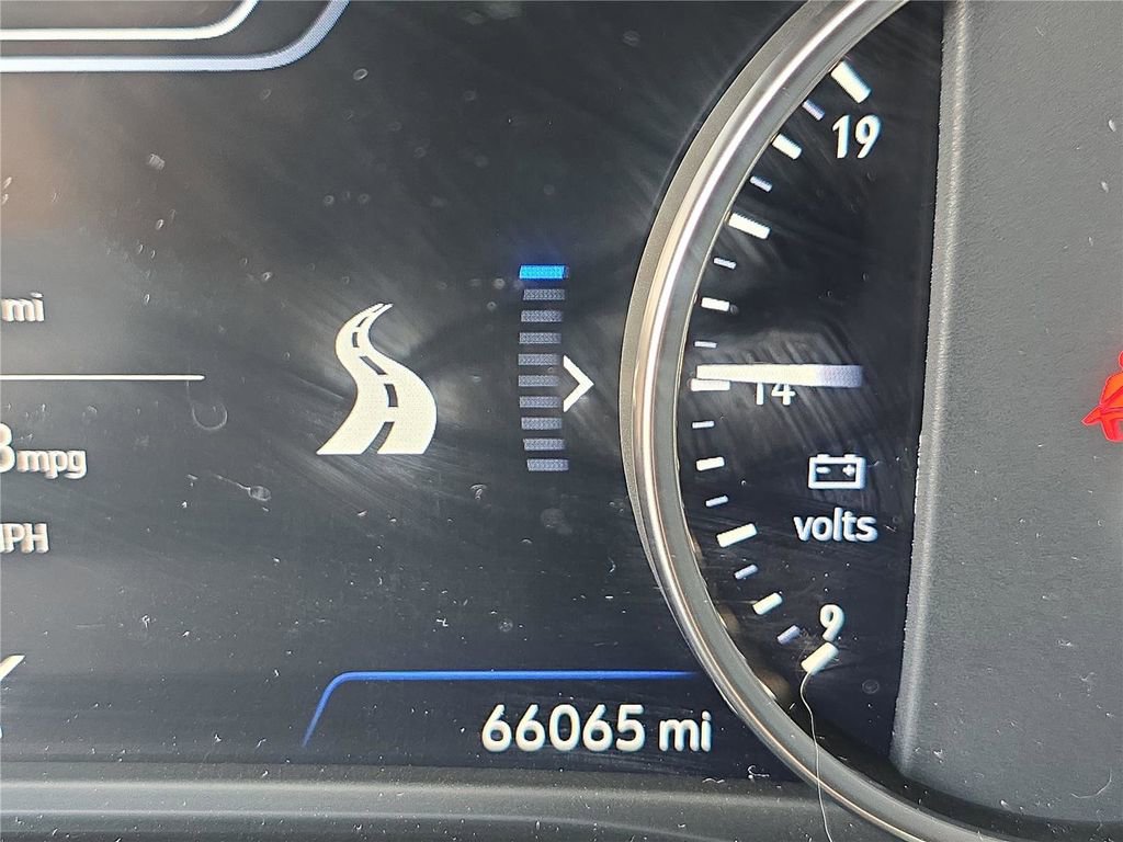 Used 2020 Buick Enclave Avenir w/ Avenir Technology Package image 24