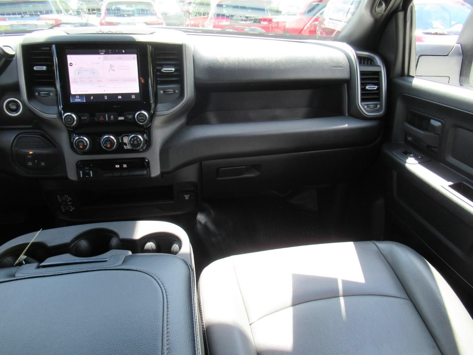 Certified 2026 RAM 3500 Tradesman w/ Chrome Appearance Group AWD/4WD image 17
