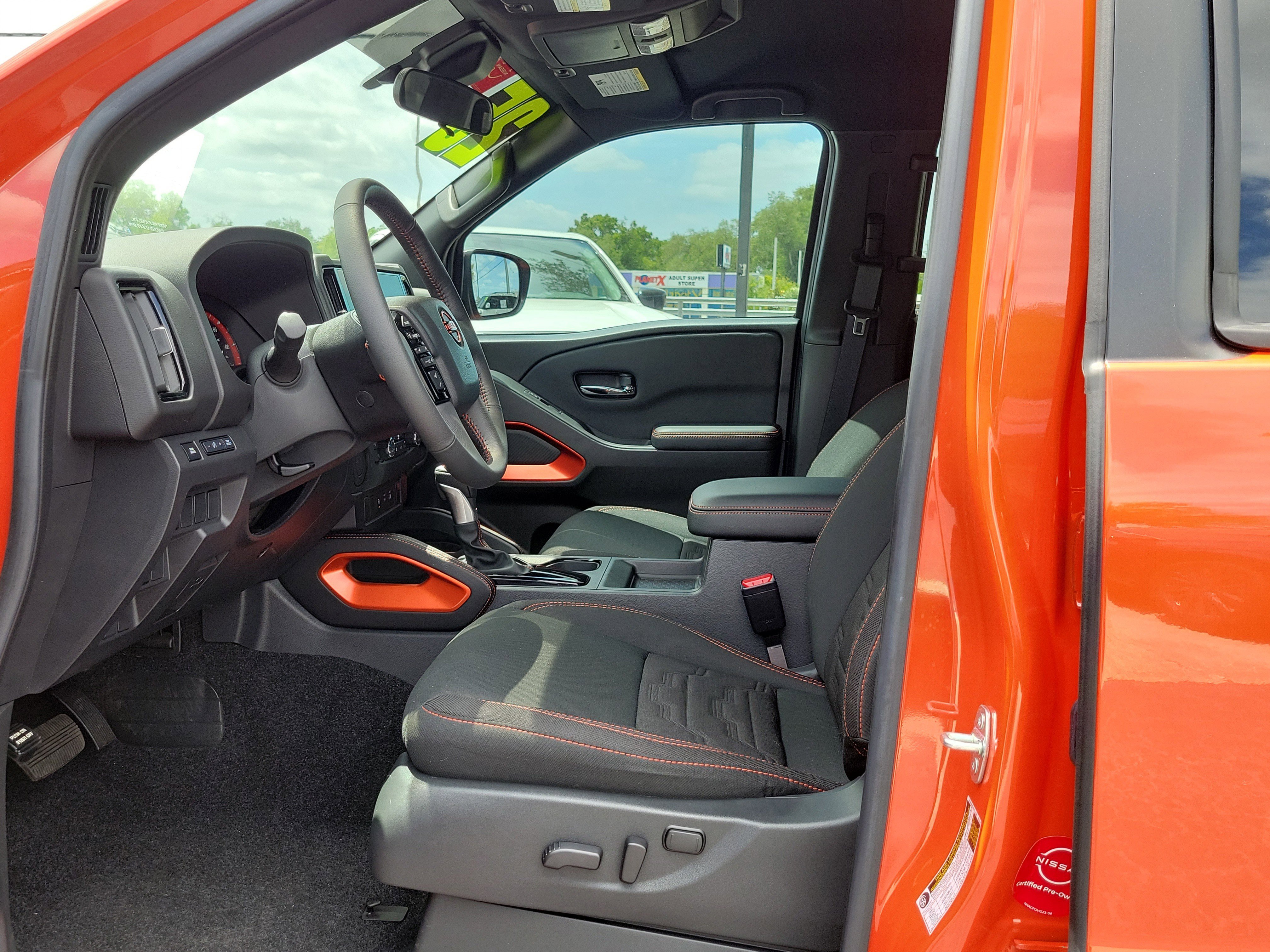 Certified 2025 Nissan Frontier Pro-X RWD image 18