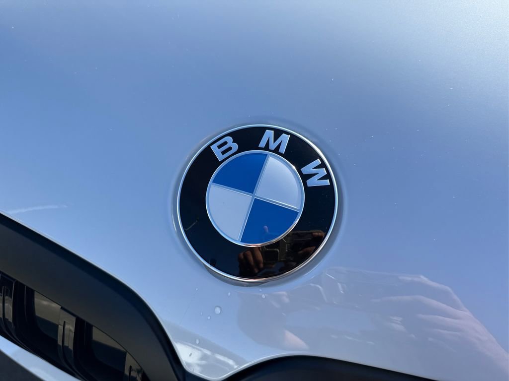 New 2026 BMW X7 M60i image 18