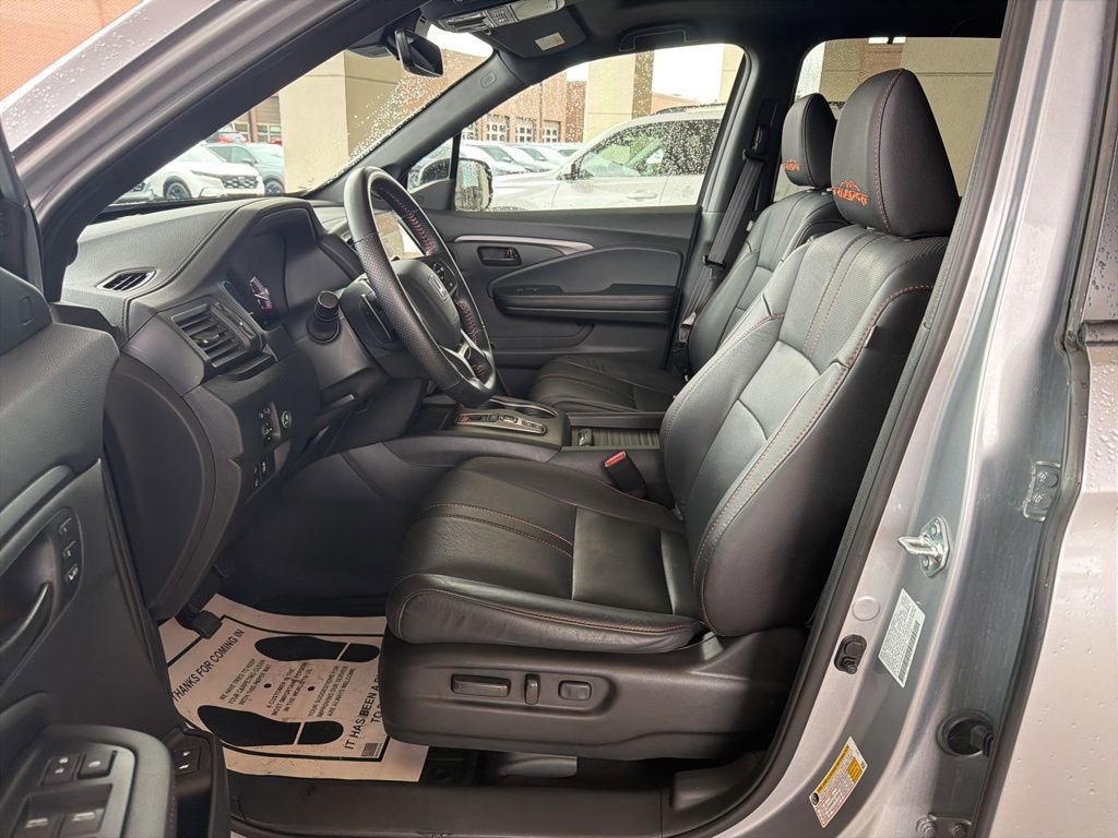 Certified 2023 Honda Passport TrailSport image 17