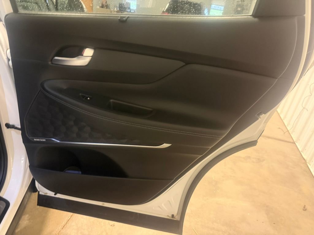 Certified 2023 Hyundai Santa Fe SEL Premium image 20