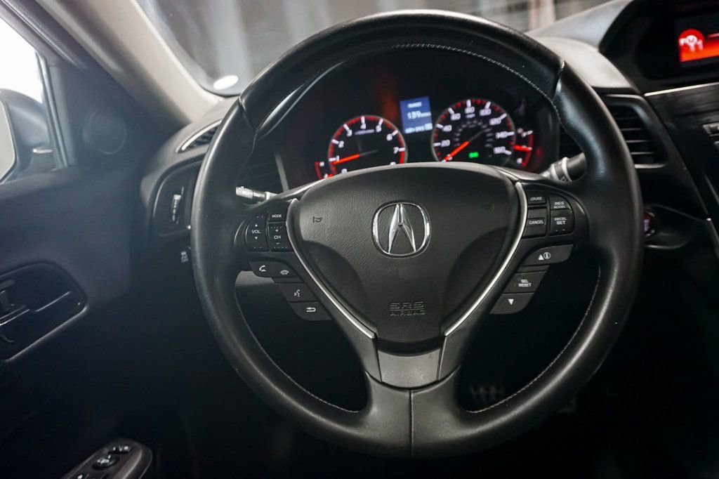Used 2014 Acura ILX w/ Premium Package image 28