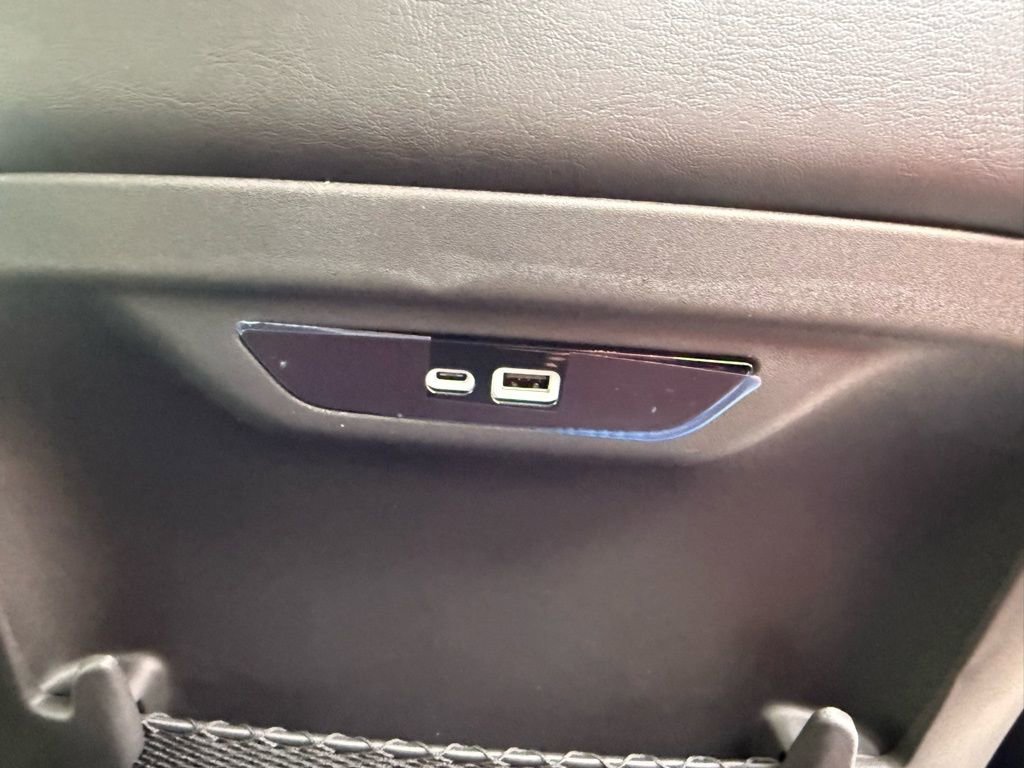 New 2026 Chrysler Pacifica Limited w/ S Appearance Package FWD image 36