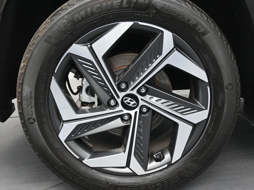 Used 2023 Hyundai Tucson Limited image 24