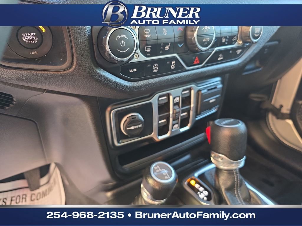 Used 2024 Jeep Gladiator Sport image 9