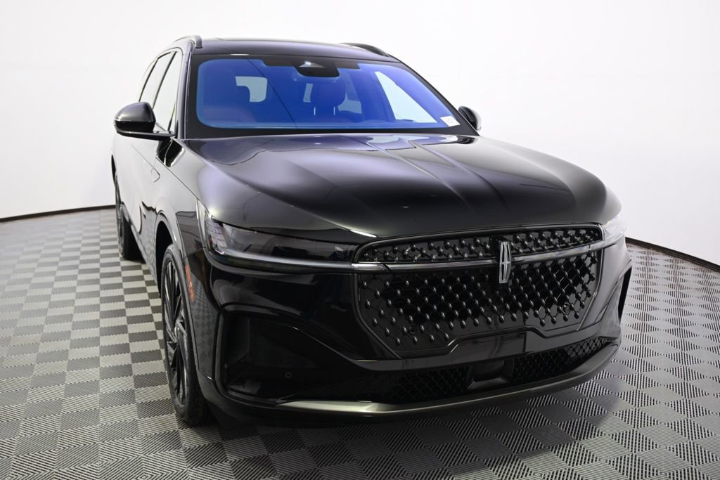 New 2026 Lincoln Nautilus Reserve w/ Jet Appearance Package AWD/4WD image 9
