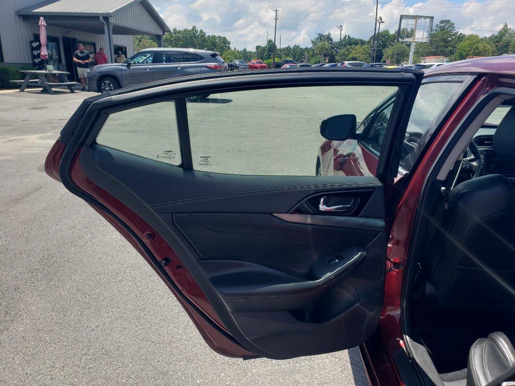 Used 2020 Nissan Maxima 3.5 SL w/ Floor Mat Group image 8