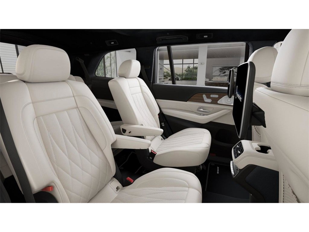 New 2026 Mercedes-Benz GLS 63 AMG 4MATIC image 5