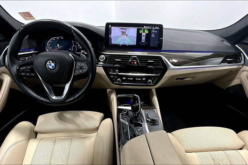 Used 2023 BMW 530i w/ Premium Package image 18