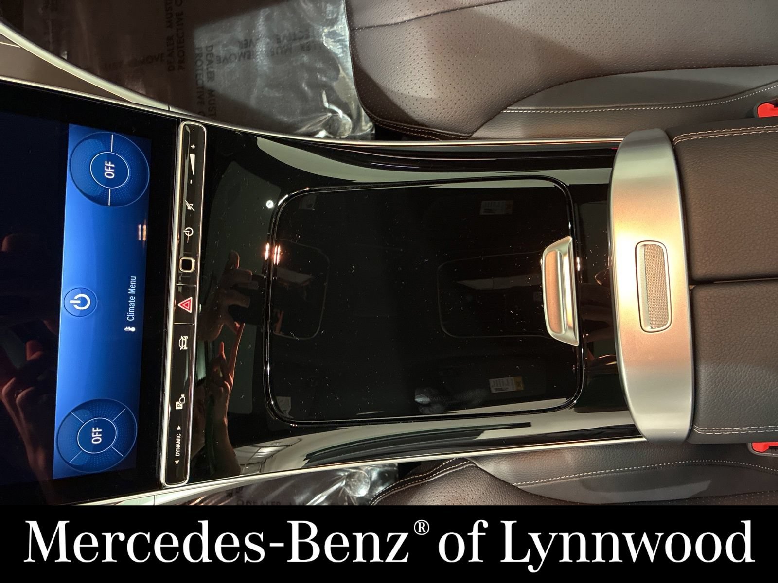 New 2026 Mercedes-Benz CLE 450 4MATIC Coupe image 9