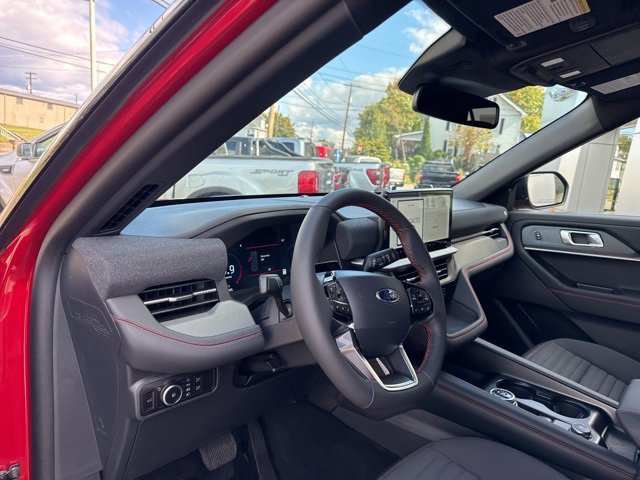 New 2026 Ford Explorer ST-Line image 15