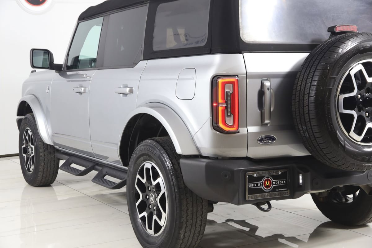 Used 2022 Ford Bronco Outer Banks AWD/4WD image 24