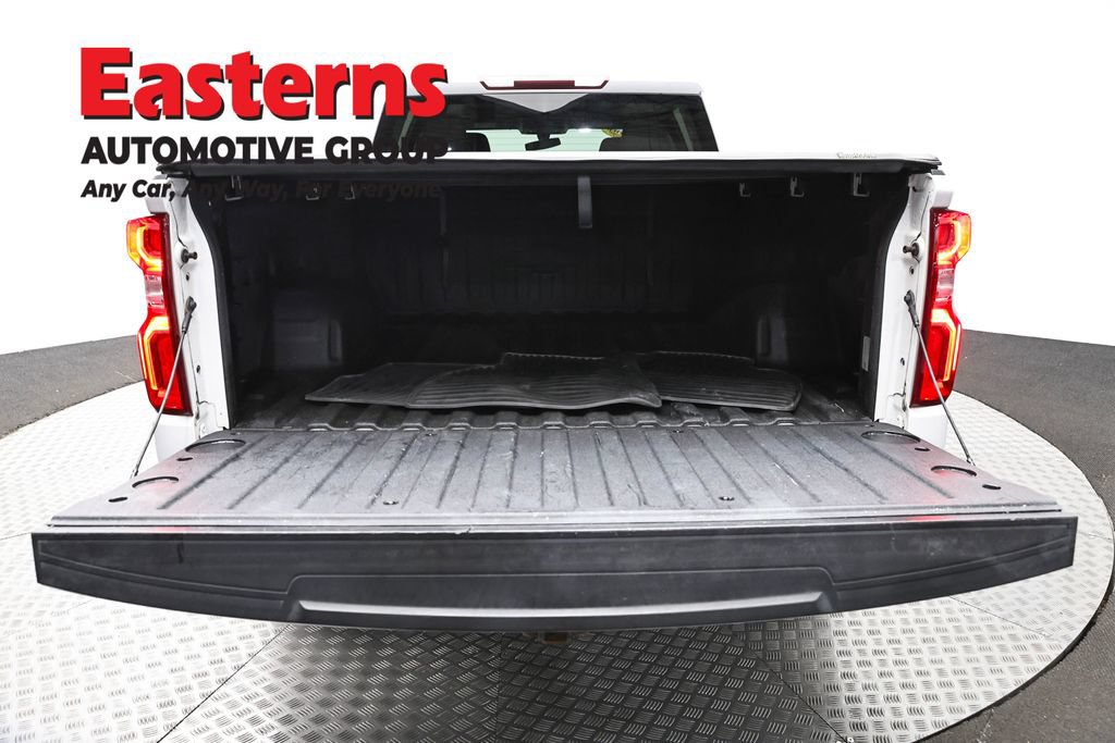 Used 2019 Chevrolet Silverado 1500 Custom w/ Custom Value Package RWD image 9