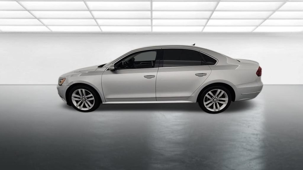 Used 2017 Volkswagen Passat 1.8T SE FWD image 4