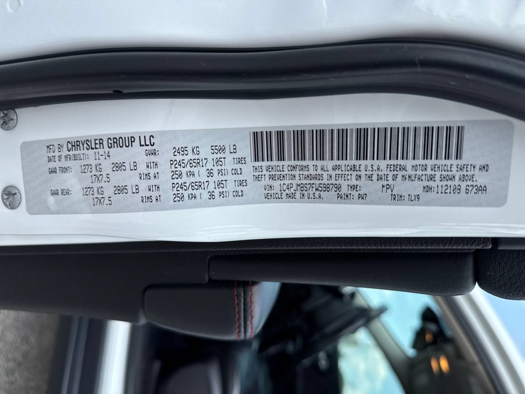 Used 2015 Jeep Cherokee Trailhawk w/ Leather Interior Group AWD/4WD image 38