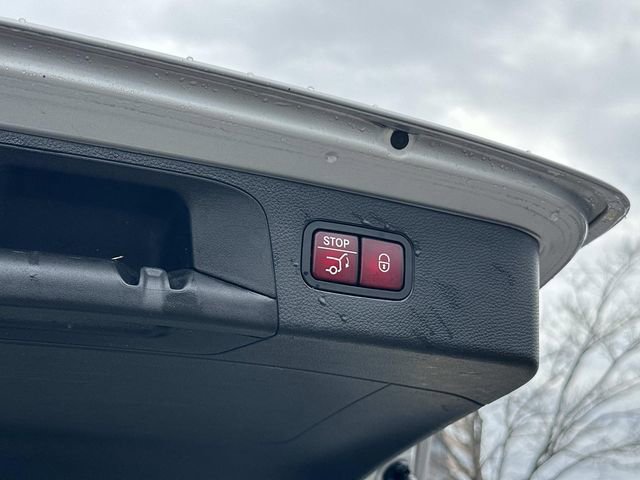 Used 2020 Mercedes-Benz GLC 300 image 13