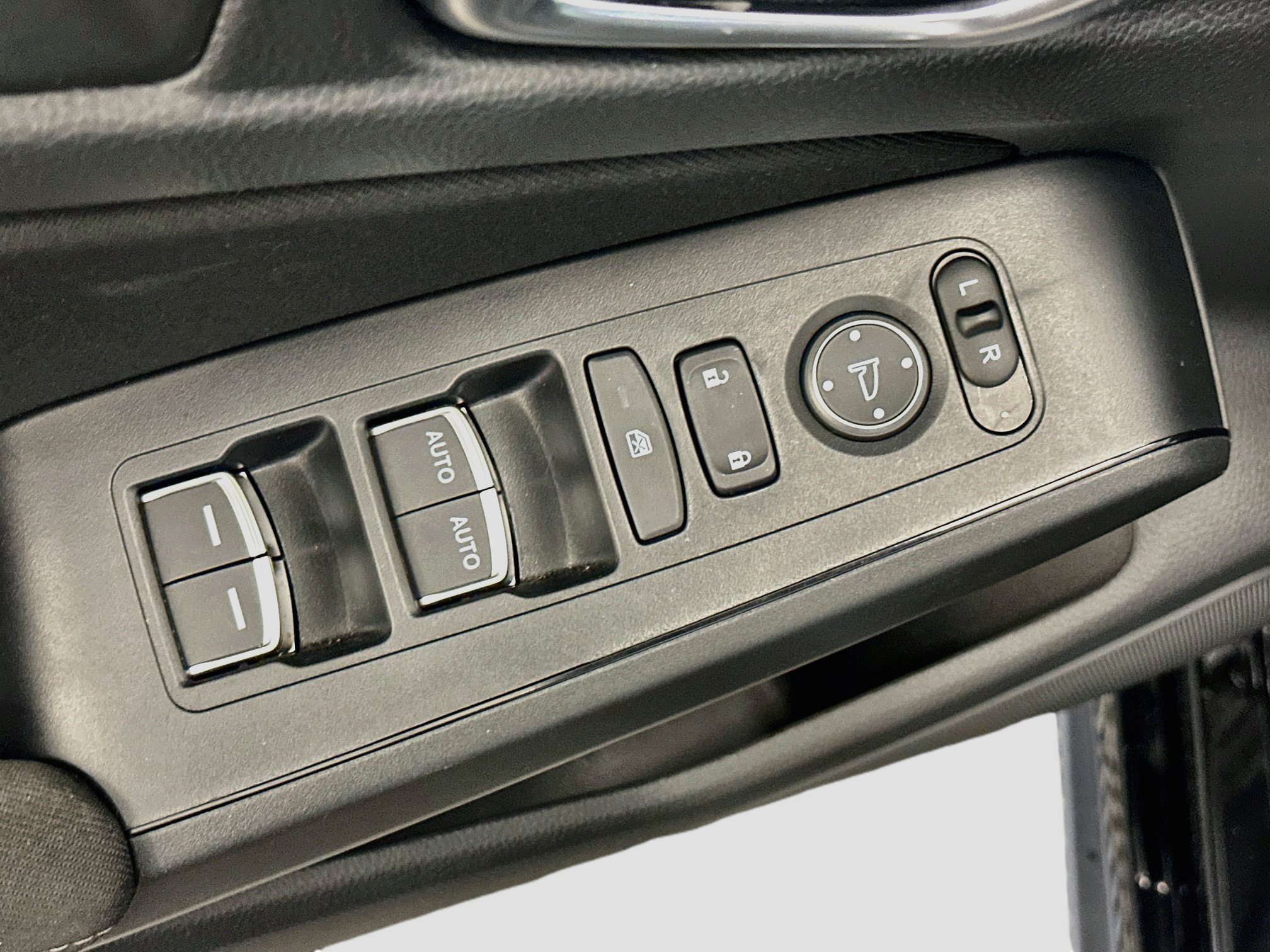 Used 2025 Honda Civic Sport image 15