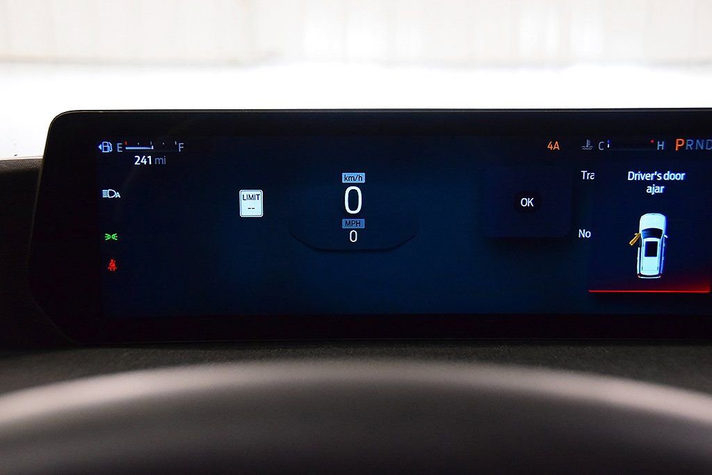 Used 2025 Ford Expedition Max Active AWD/4WD image 18