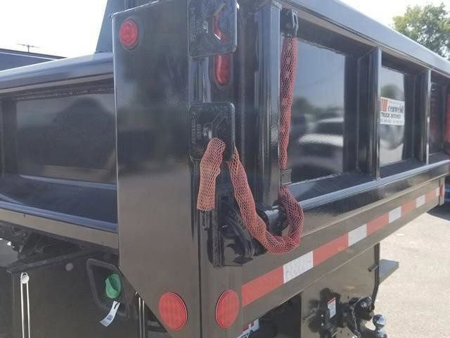 New 2025 Ford F550 4x4 Regular Cab Super Duty image 14