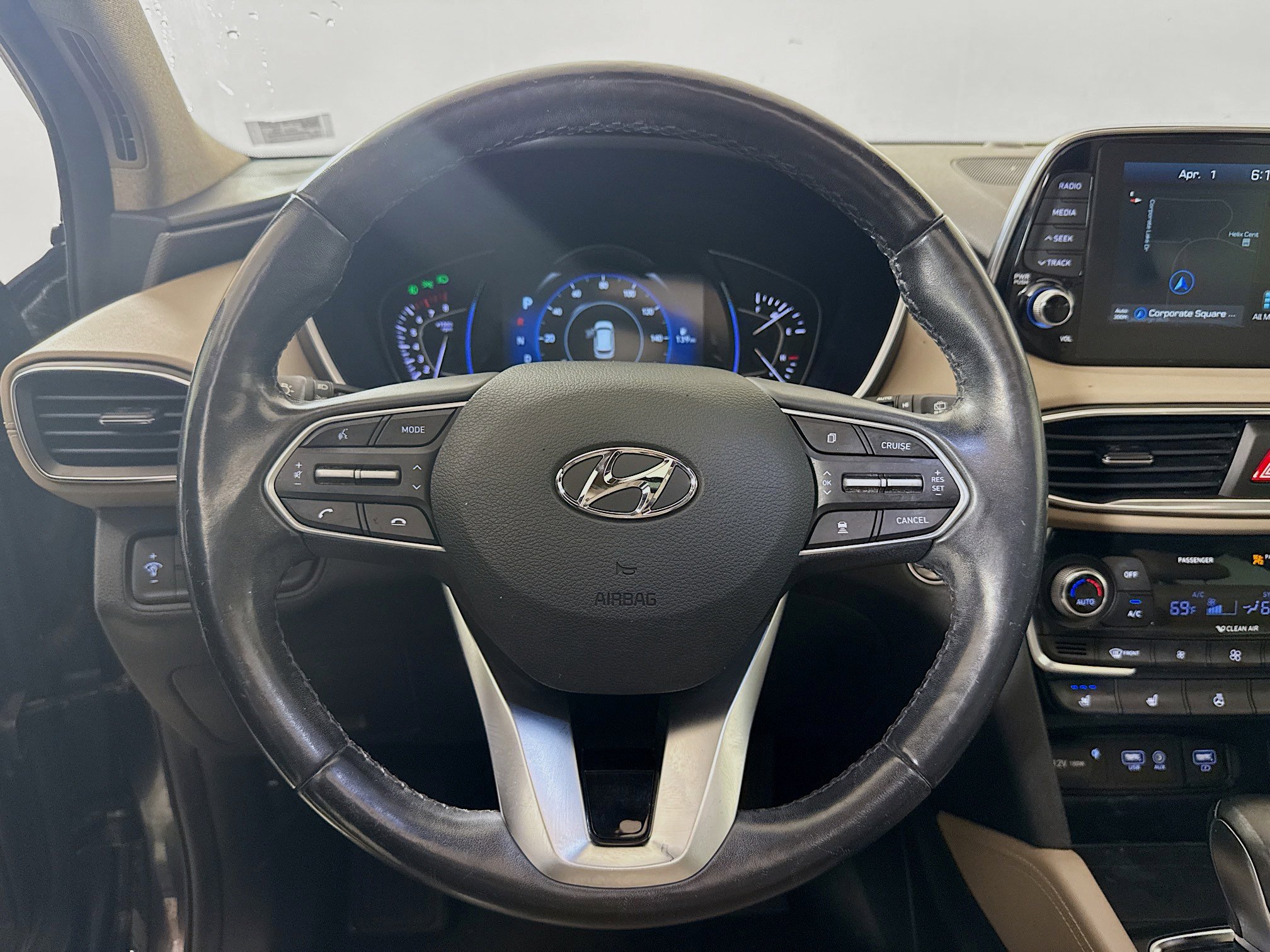 Used 2020 Hyundai Santa Fe Limited image 12