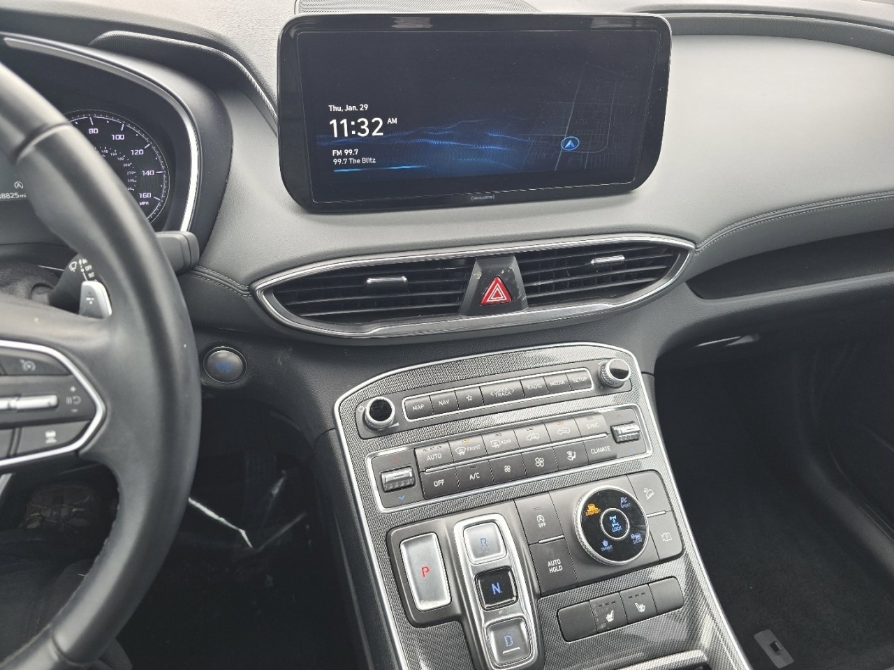 Used 2023 Hyundai Santa Fe SEL image 29