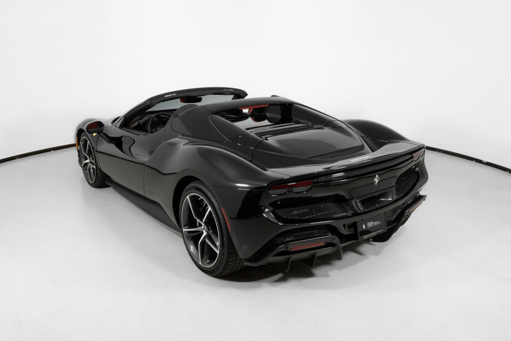 Used 2025 Ferrari 296 GTS image 16