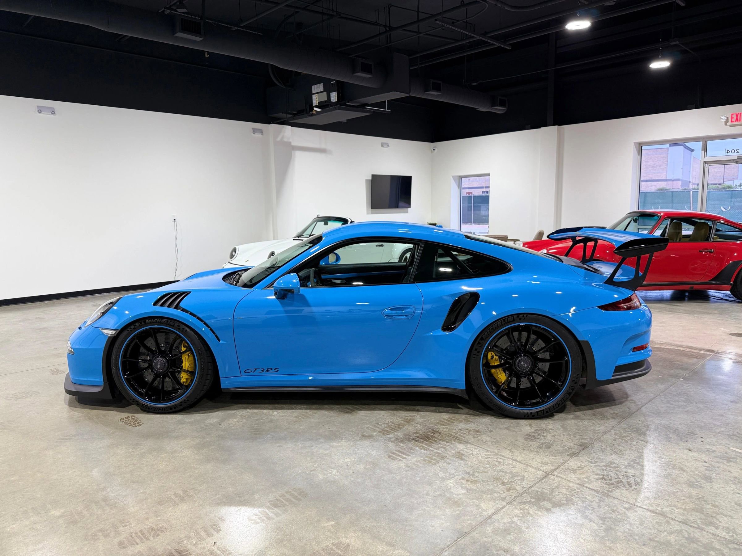 Used 2016 Porsche 911 GT3 RS RWD image 15