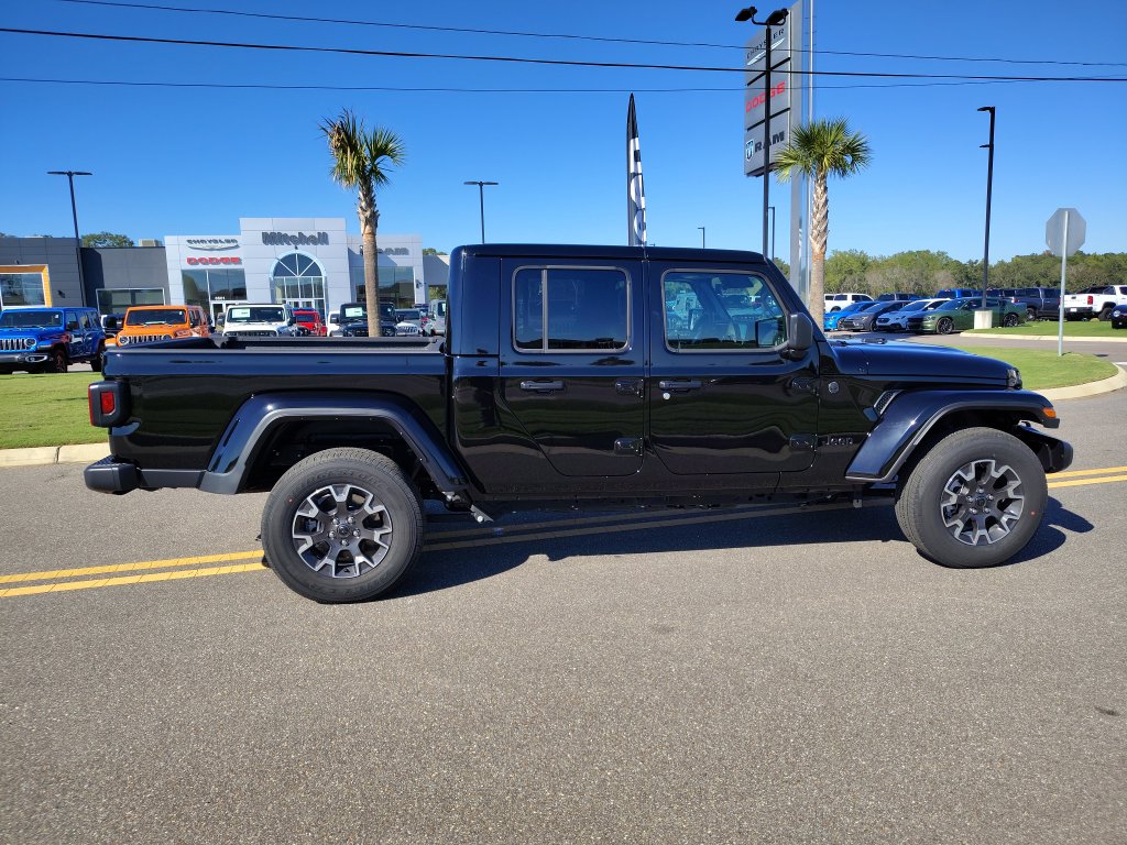 New 2025 Jeep Gladiator Sport w/ Premium Package AWD/4WD image 9