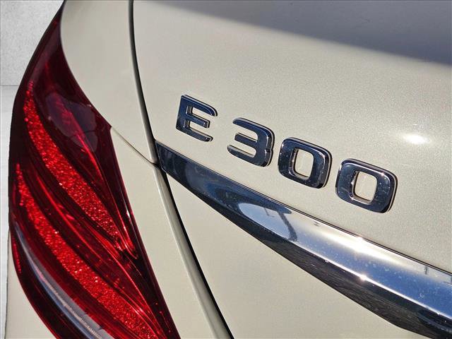 Used 2019 Mercedes-Benz E 300 image 6