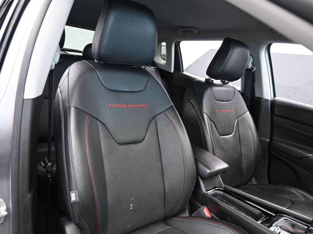 Used 2022 Jeep Compass Trailhawk w/ Trailhawk Elite Group image 47