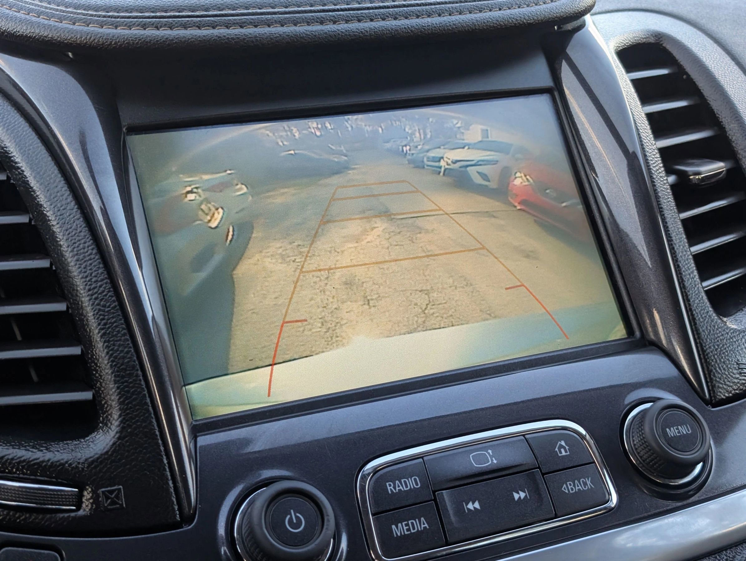 Used 2019 Chevrolet Impala LT FWD image 27