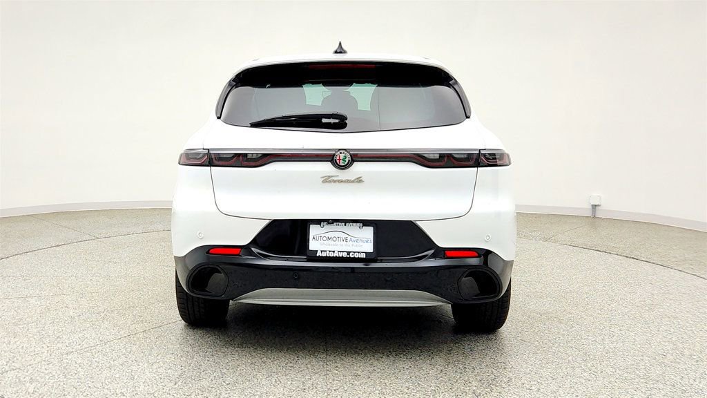 Used 2024 Alfa Romeo Tonale Ti AWD/4WD image 6