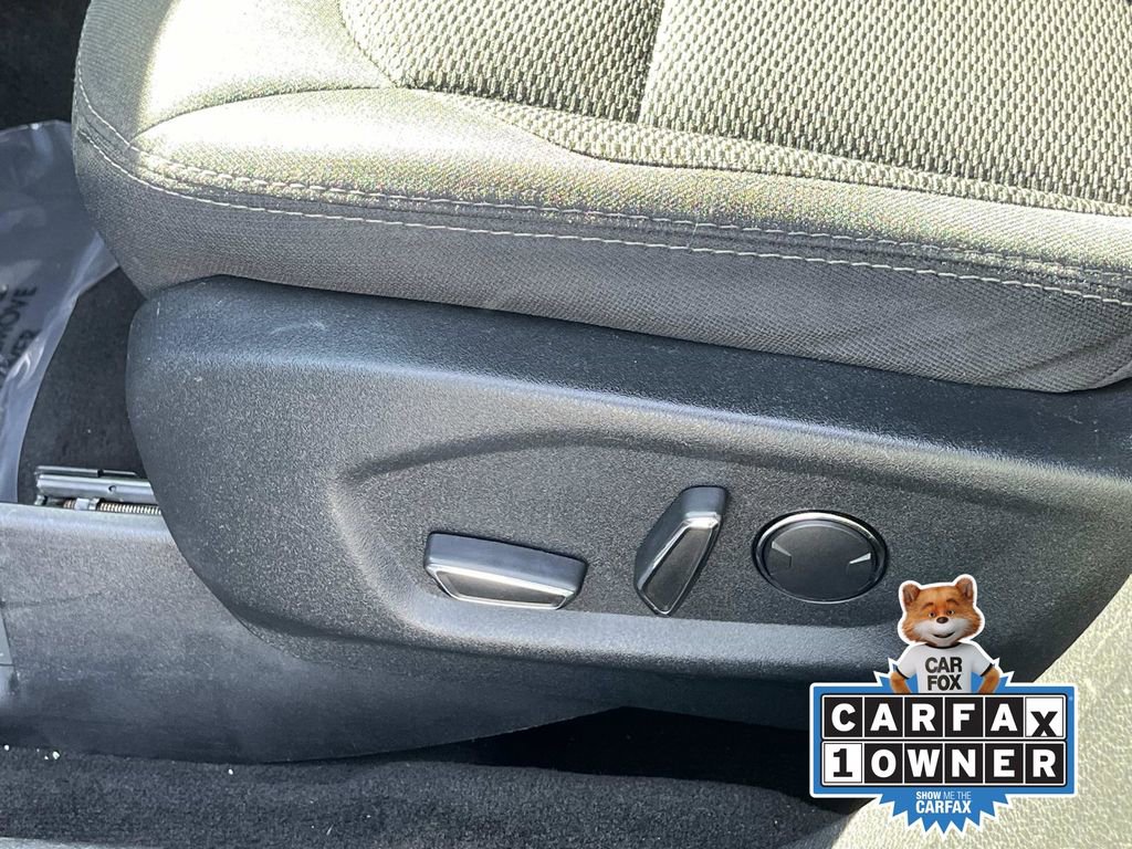 Used 2017 Ford Explorer XLT image 29